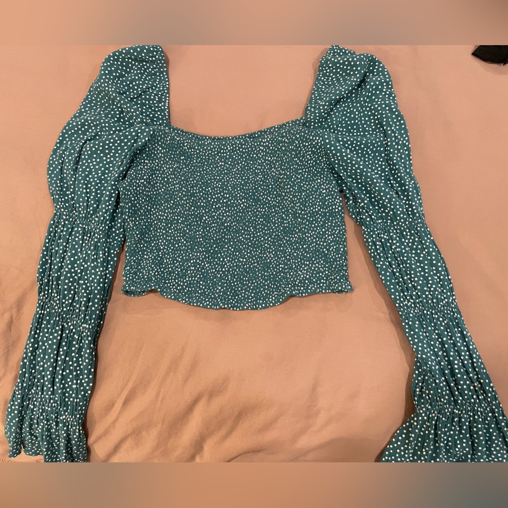 Polkadot crop top formfitting